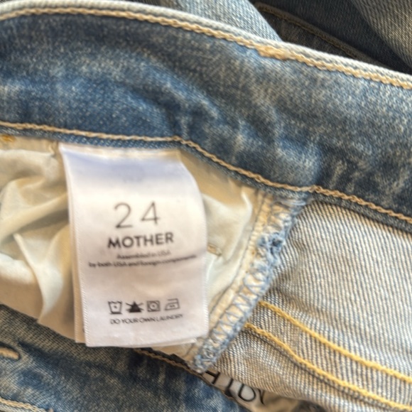 Mother jeans - Drinking by the pool - Picture 3 of 4